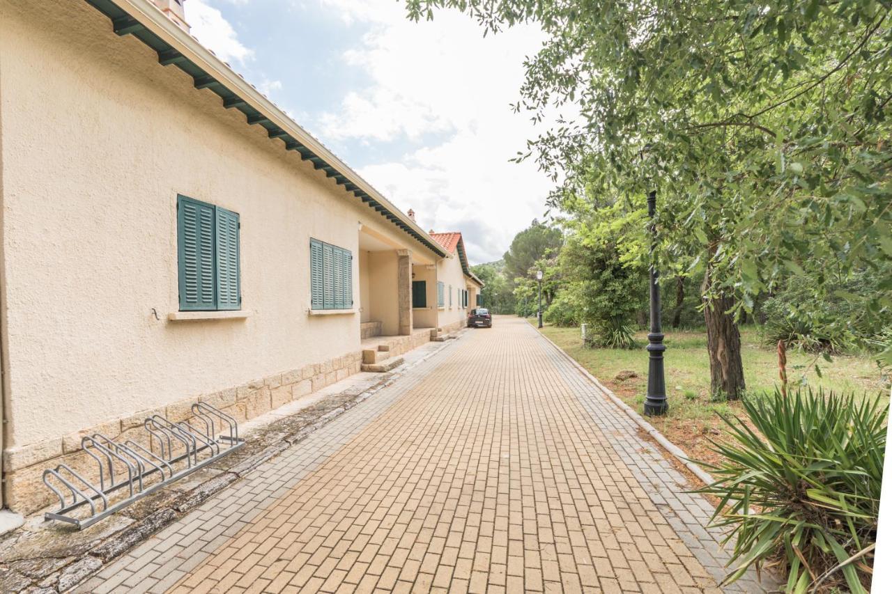 Apartamentos Rurales El Colvillo Trillo Buitenkant foto